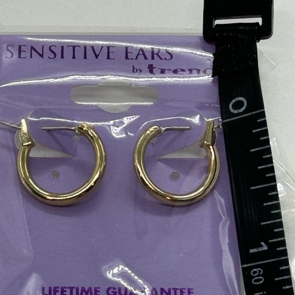 Trendi Hypo-Allergenic 1/2 Inch Mini Gold Tone Hoop Earrings - Picture 4 of 5